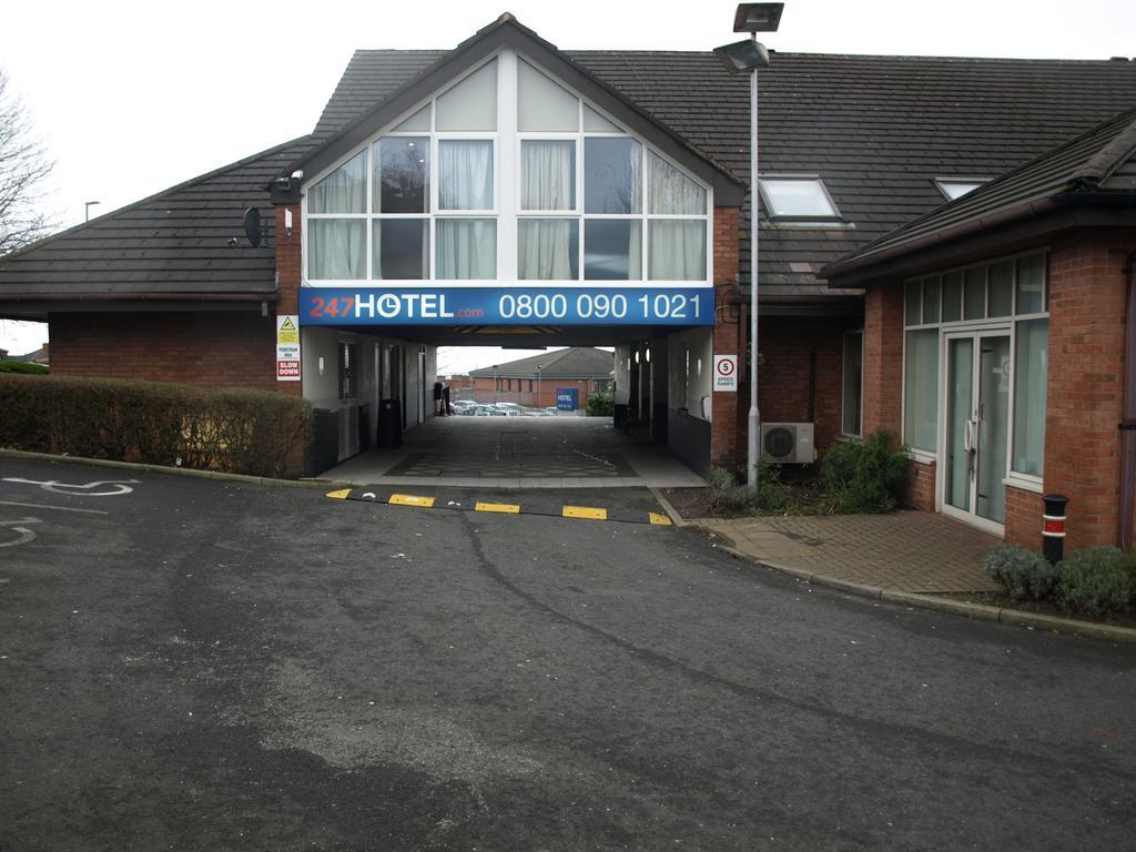 247Hotel.Com Oldham Exteriör bild