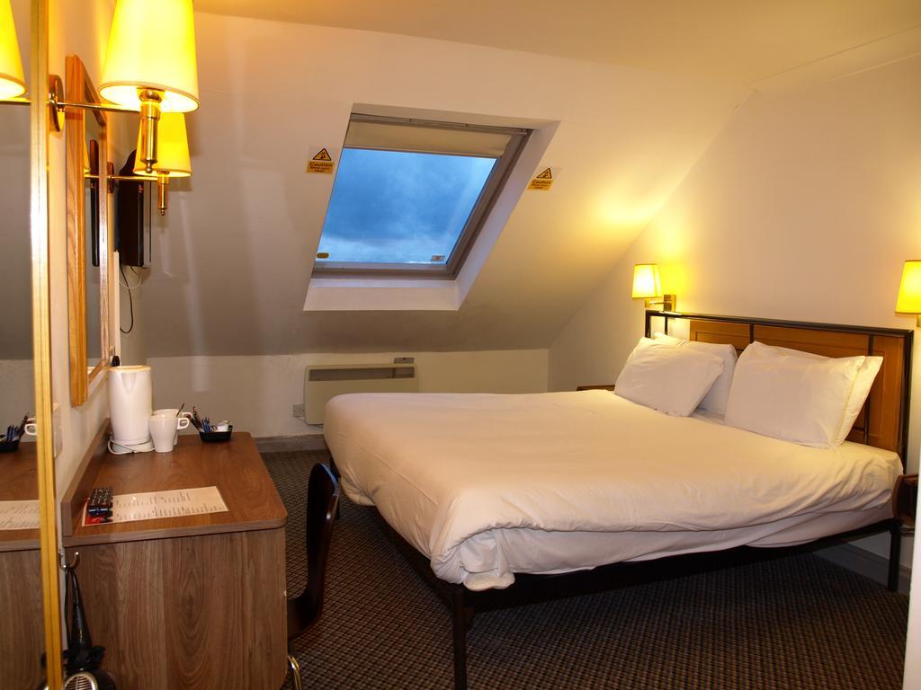 247Hotel.Com Oldham Exteriör bild